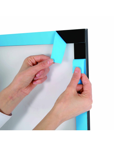 Cadre grand format à clapets pour vitrine 8043