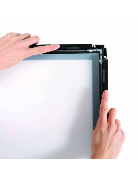 Cadre grand format à clapets pour vitrine 8043