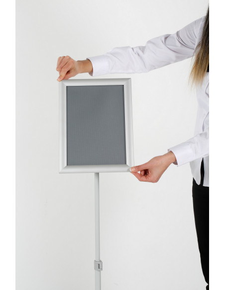 Porte visuel 4089 : Porte visuels et porte messages de sol - Afix